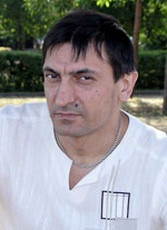 Владимир Хачатрян